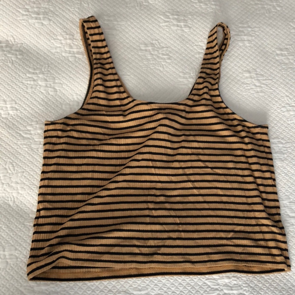 Express Crop-Top - Picture 3 of 3